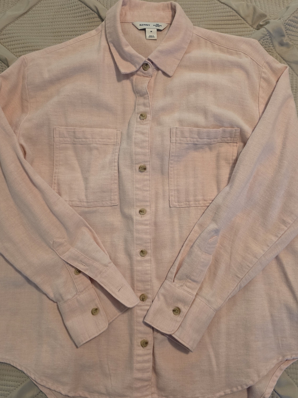 Old Navy Women’s Light Pink Casual Button-Down Shirt
